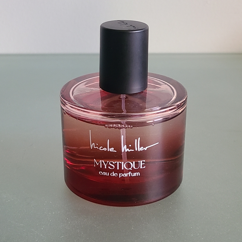 Nicole Miller Mystique Eau de Parfum
